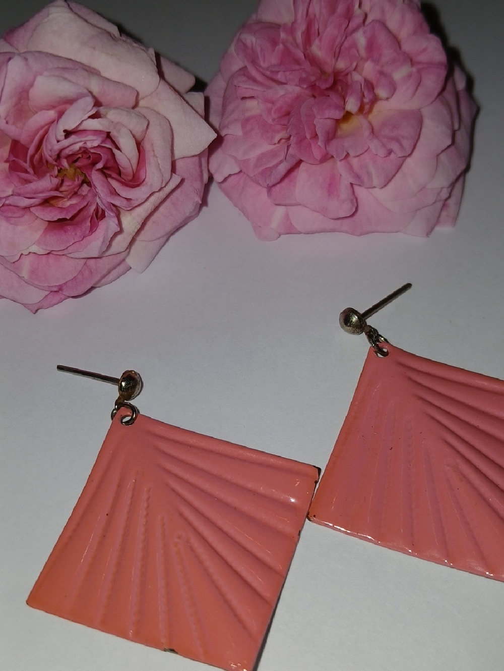 Coral Pink Fan-Textured Drop Earrings